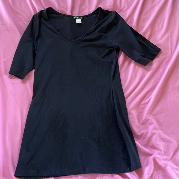 NWOT Venus top - Picture 1 of 1